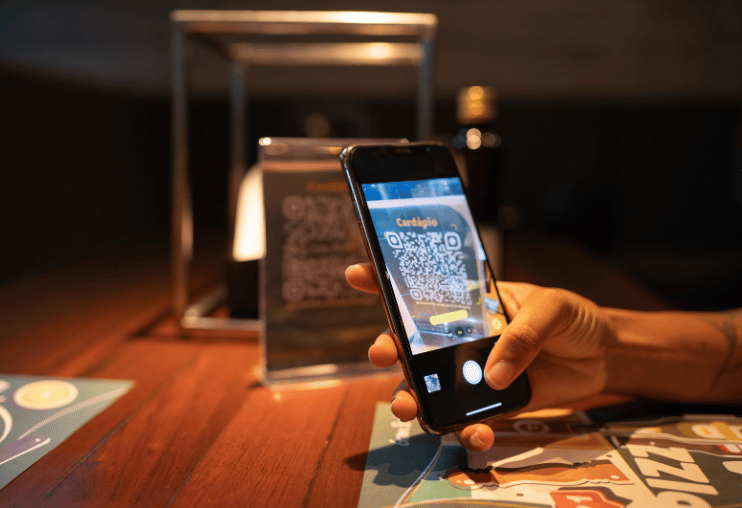 How to Stop Paying DoorDash and Uber Eats Commissions — A Restaurant Owner's Complete Guide 2 | QRTable Why QRTable Is the Best Choice for Restaurants